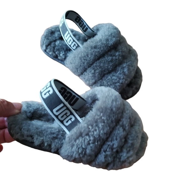 UGG Other - UGG TODDLER FLUFF SLIPPERS, SIZE 9